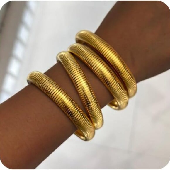Gold Bangles for Women Stackable 18K Gold Plated Stainless Steel Jewelry Set of - Picture 1 of 8